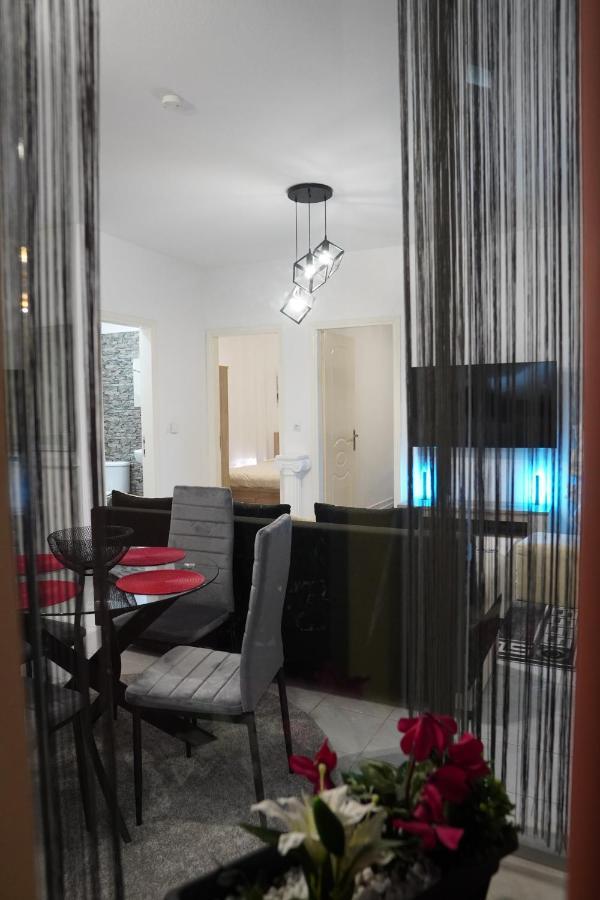 Poseidon'S Premium Apartment Katerini Exterior photo